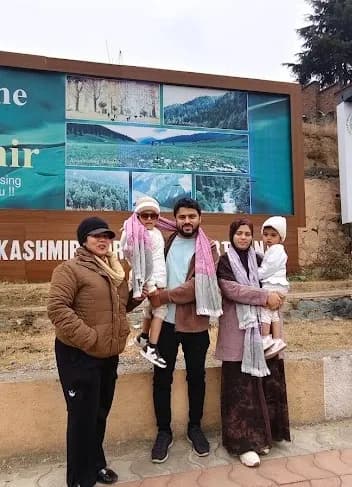 Small family tour package Deewan-e-Khaas — keep your favourite for the premium small-group trip